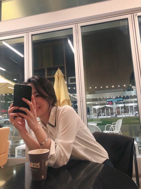 글로리#yxsk6F 프로필