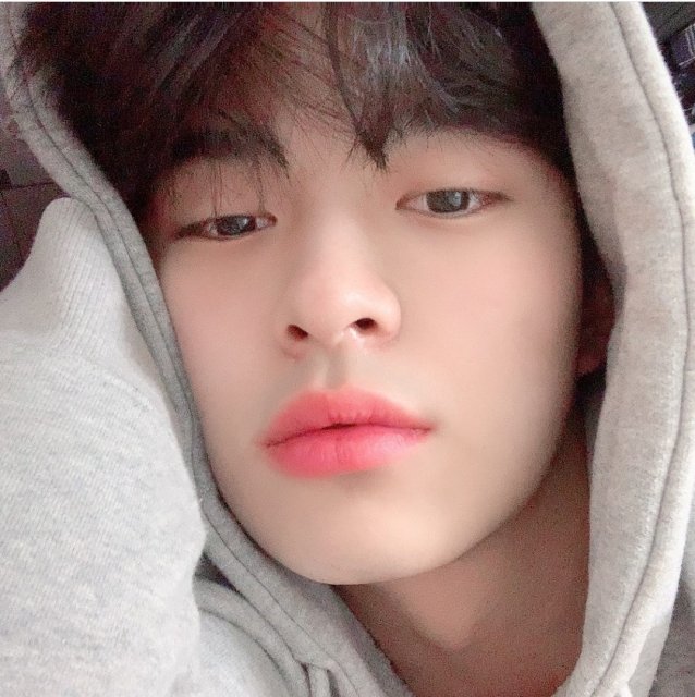 글로리#Kezj6l 프로필