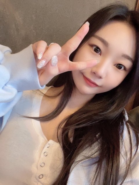 글로리#ZEbFqw 프로필