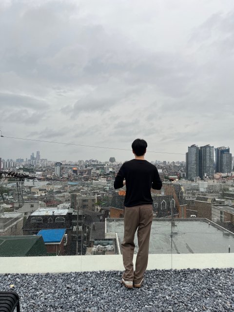 동포청년 프로필