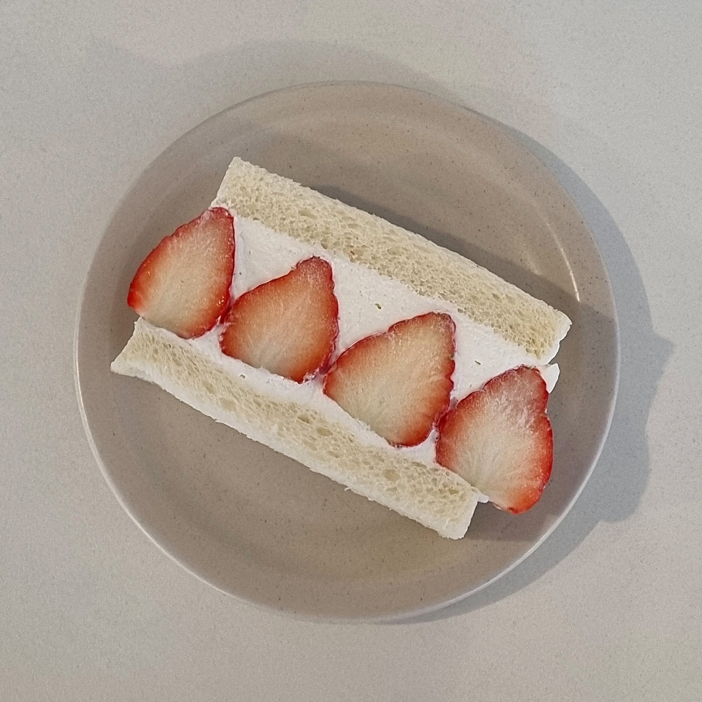 딸기빈 프로필