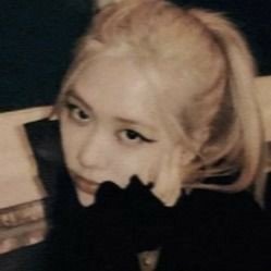 마흔킴 프로필