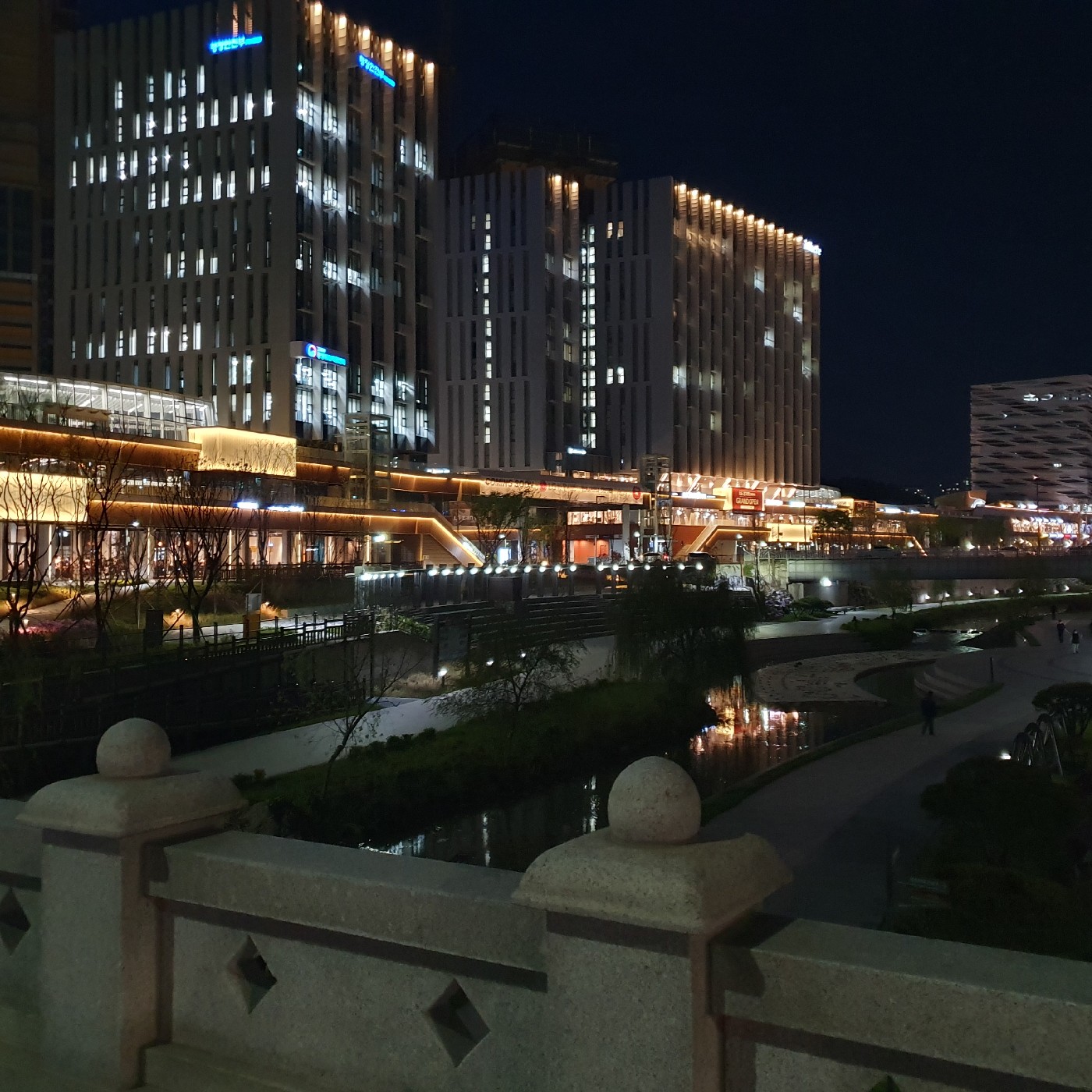 여름여름여름 프로필