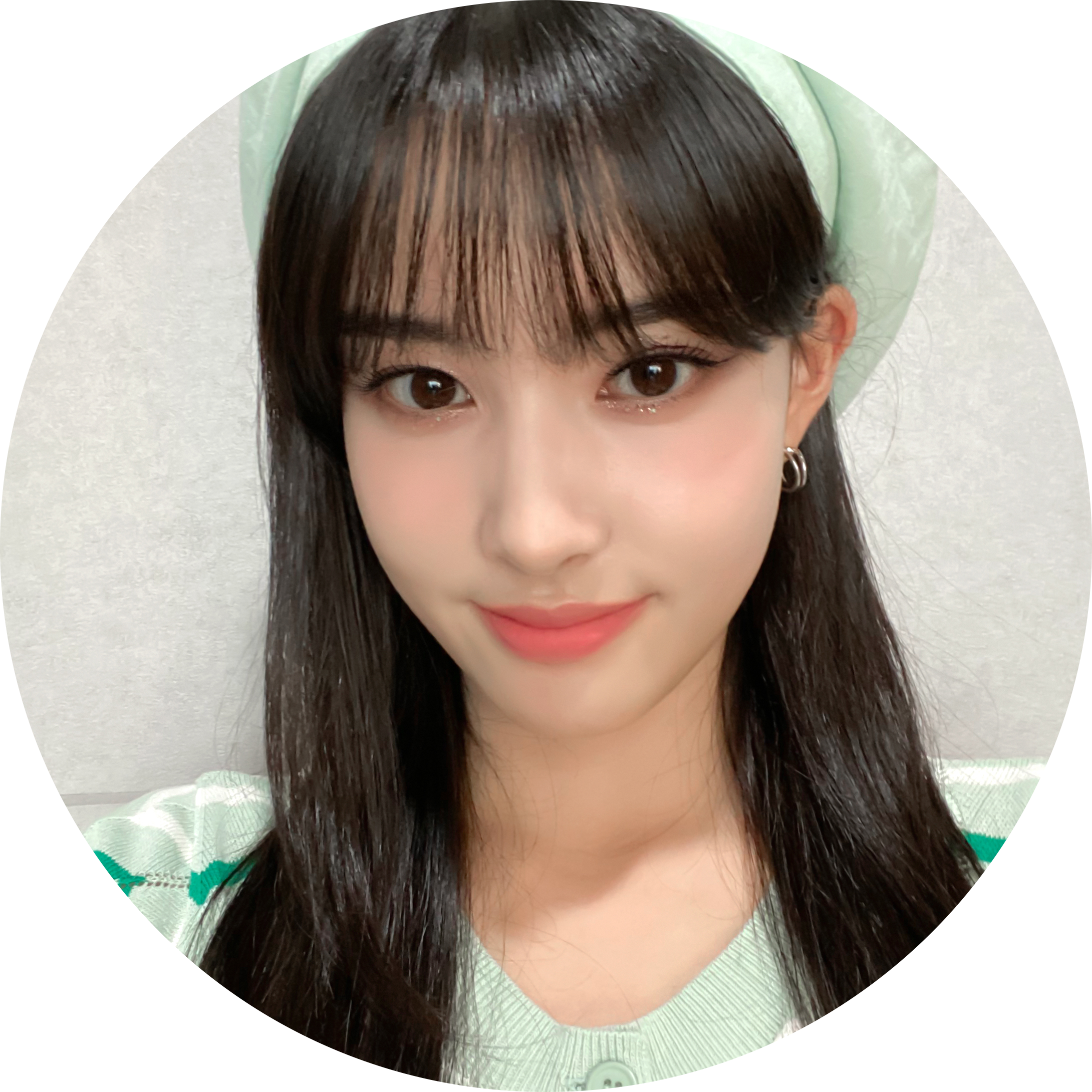 엥냐 프로필