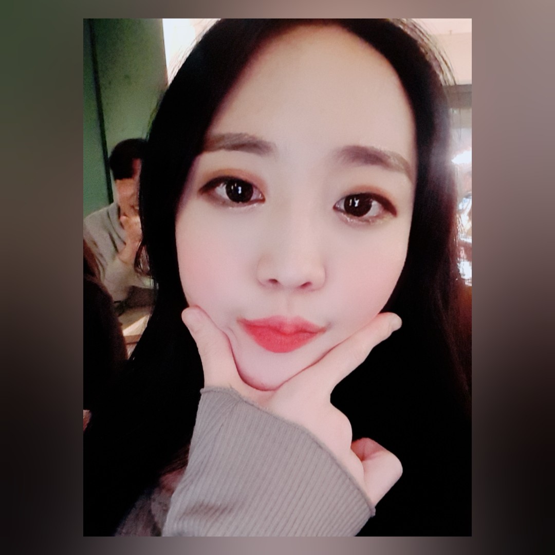 봄웜라에스케이 프로필
