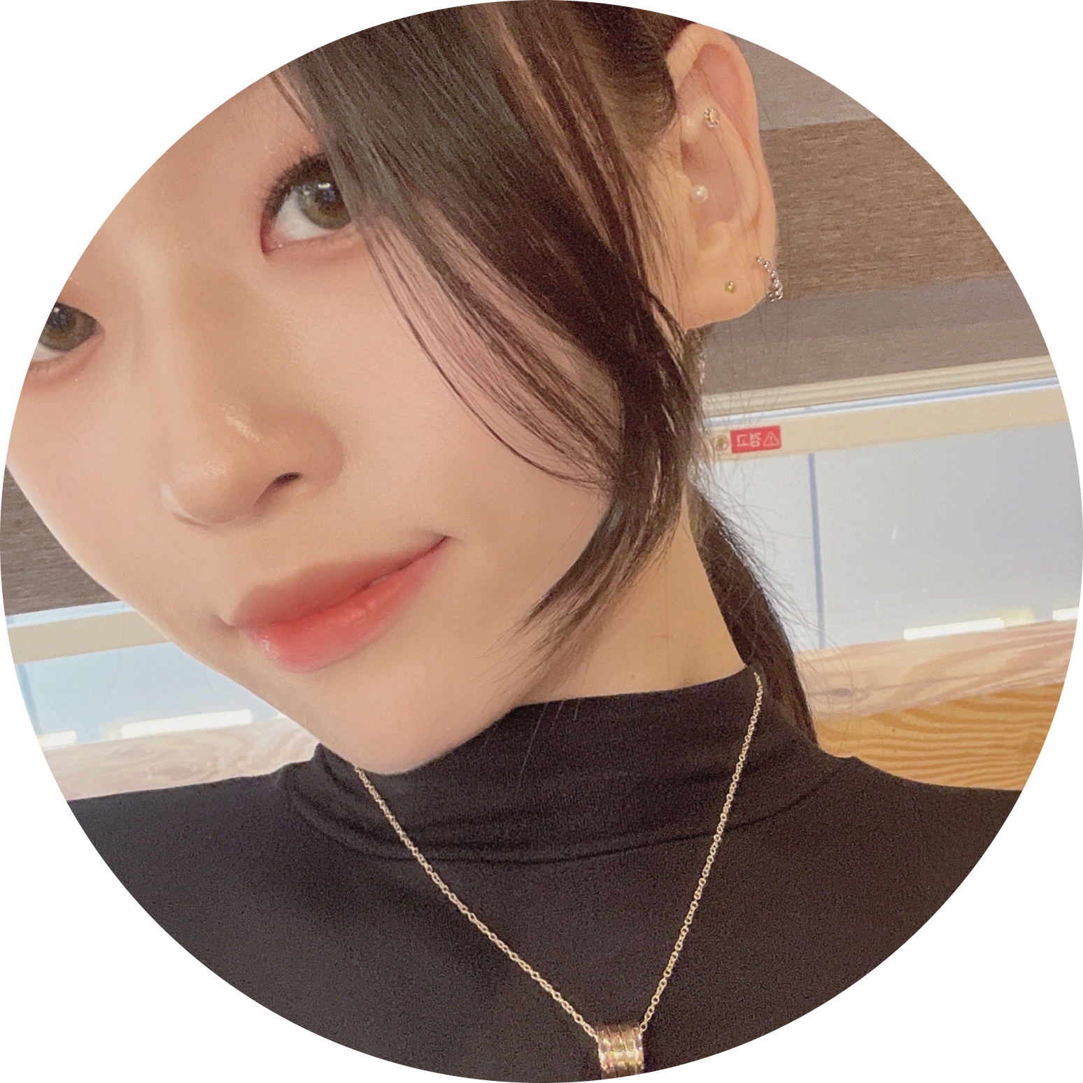 뒤숭슝 프로필