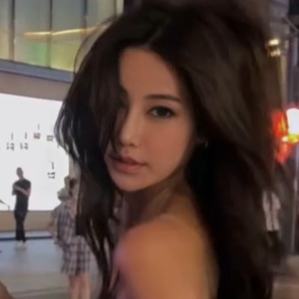 글로리#DZnxcG 프로필