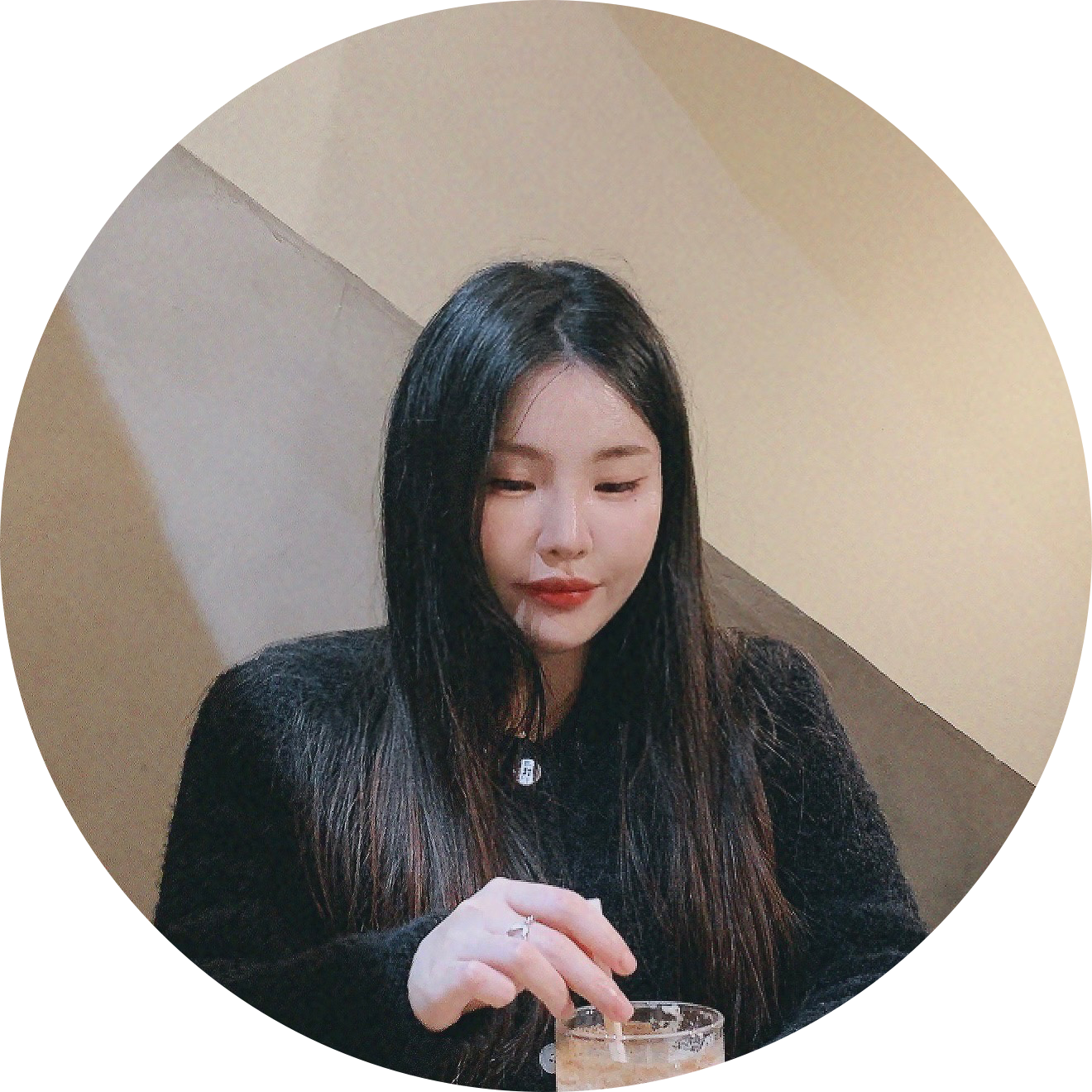이뉴리 프로필