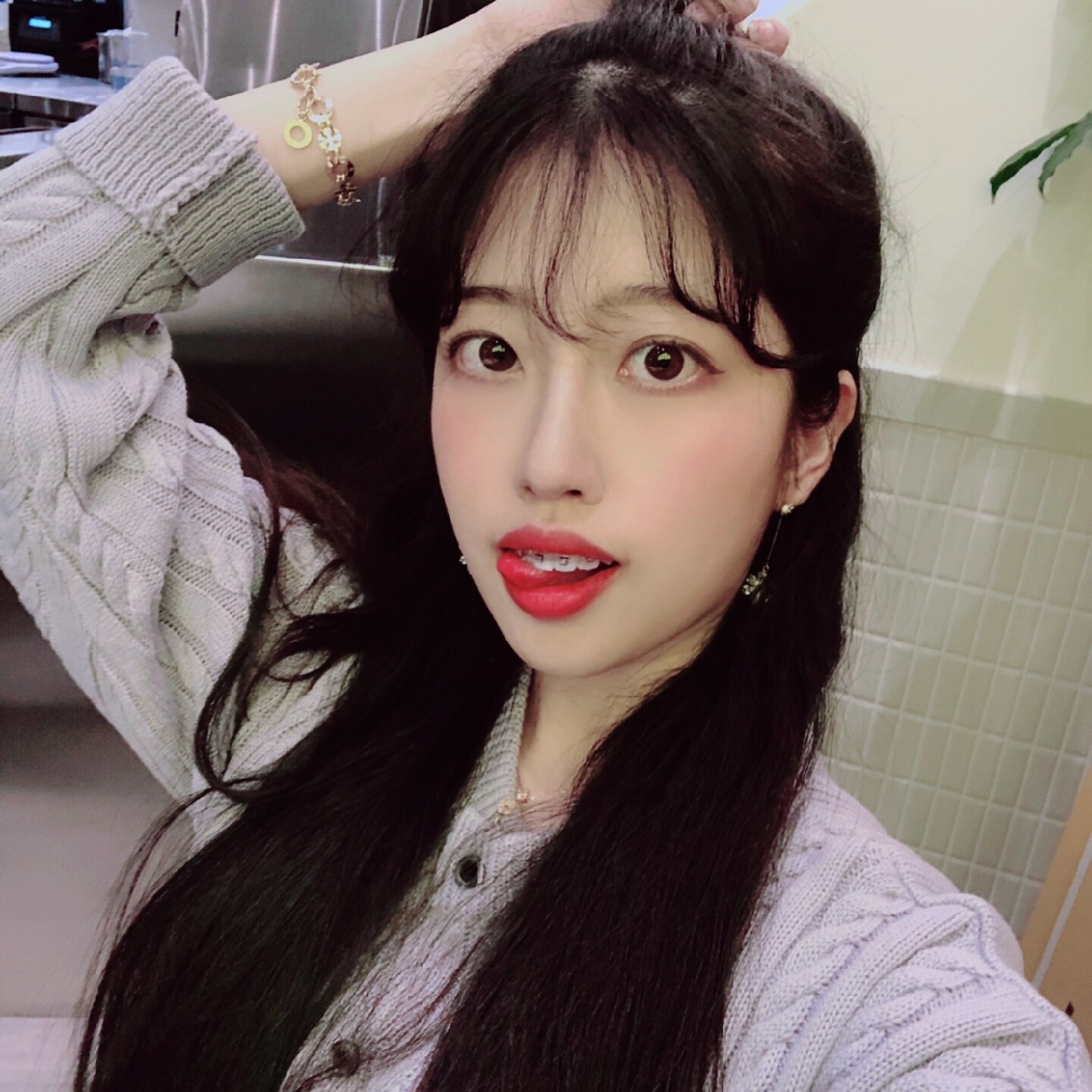 EUNVELY 프로필