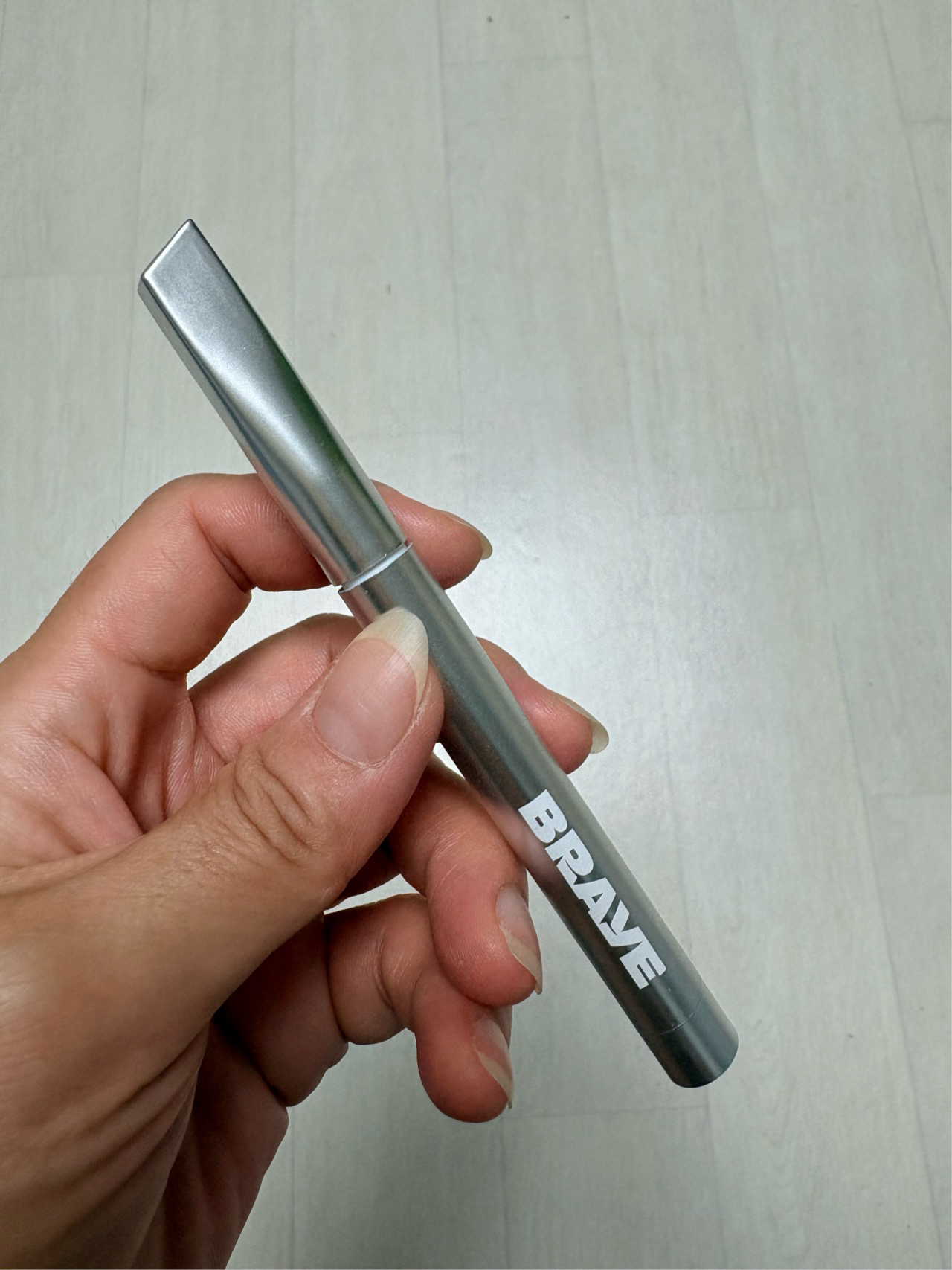 롱래스팅 오버립 펜슬 이미지 1