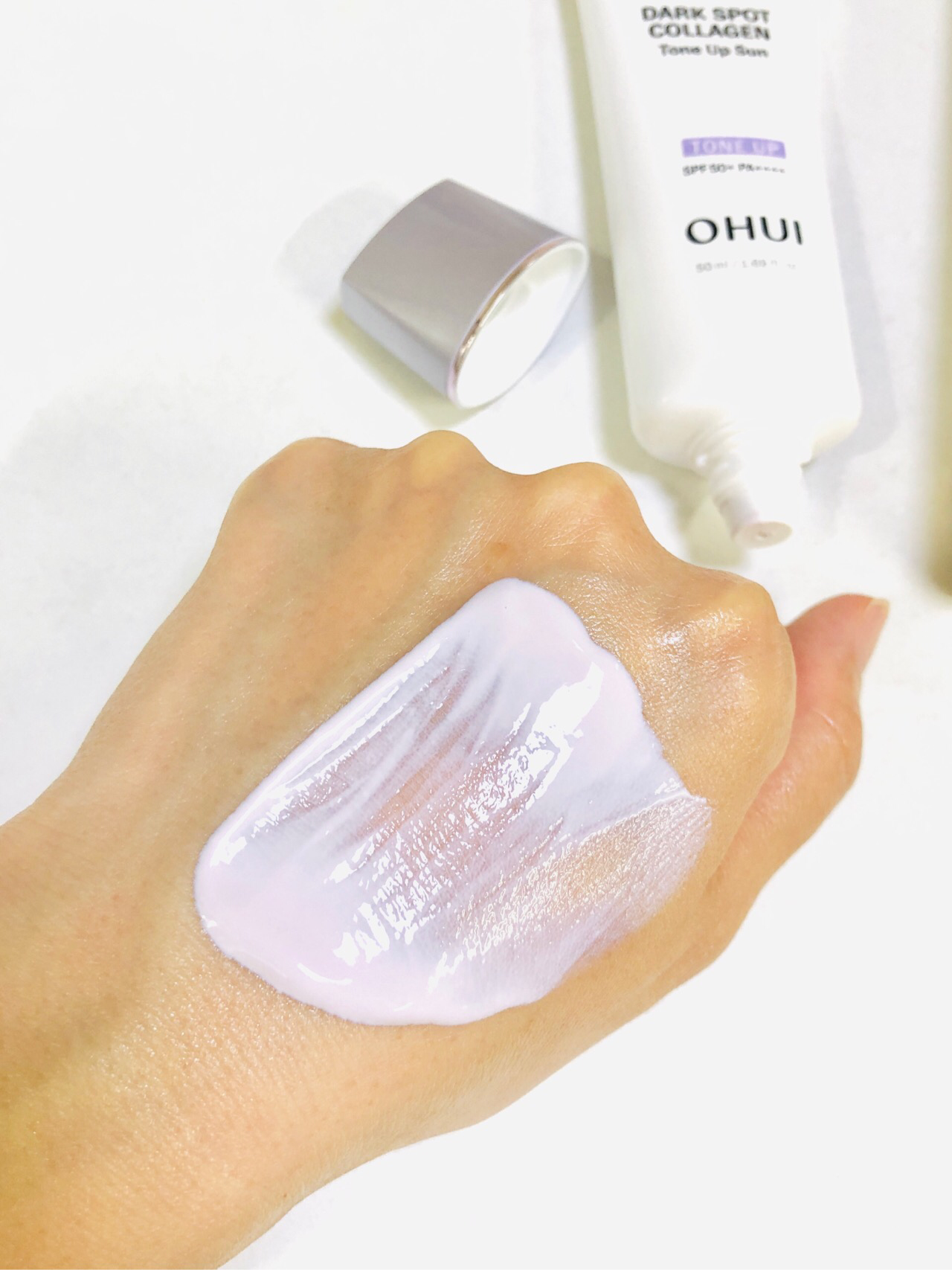 데이쉴드 다크스팟 콜라겐 톤업 선 [SPF50+/PA++++] 이미지 3