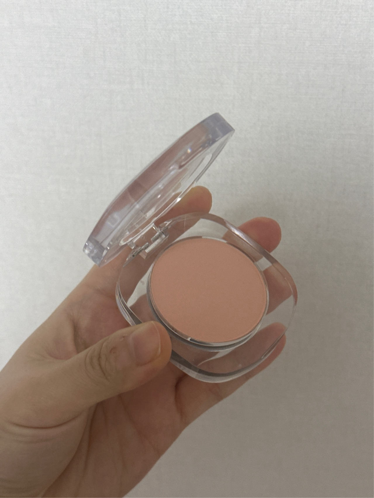 플러피 블러쉬 이미지 1