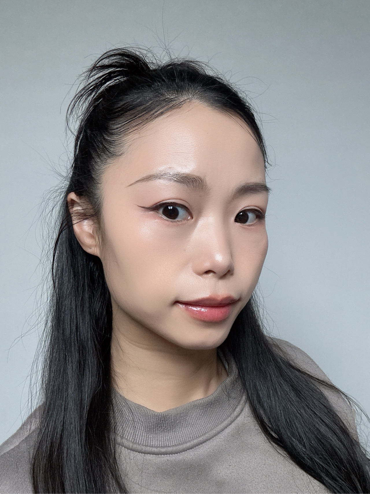 유니코닉 광채 메이크업 픽서 이미지 3
