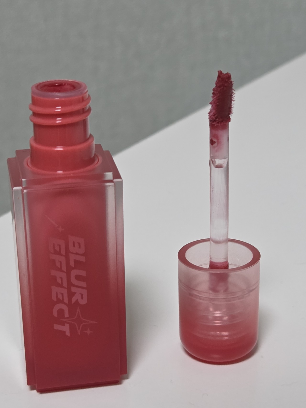 아이 블러 이펙트 틴트 이미지 1